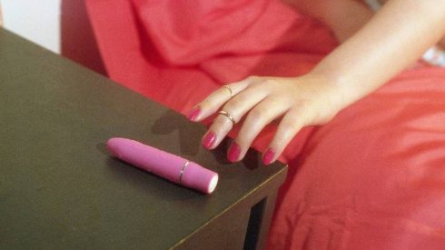 6 Tips On How To Successfully Use A Dildo For The First Time