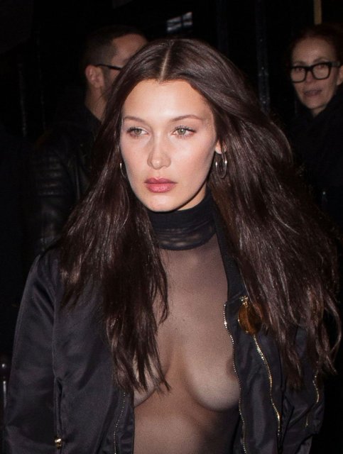 model Bella Hadid nipple