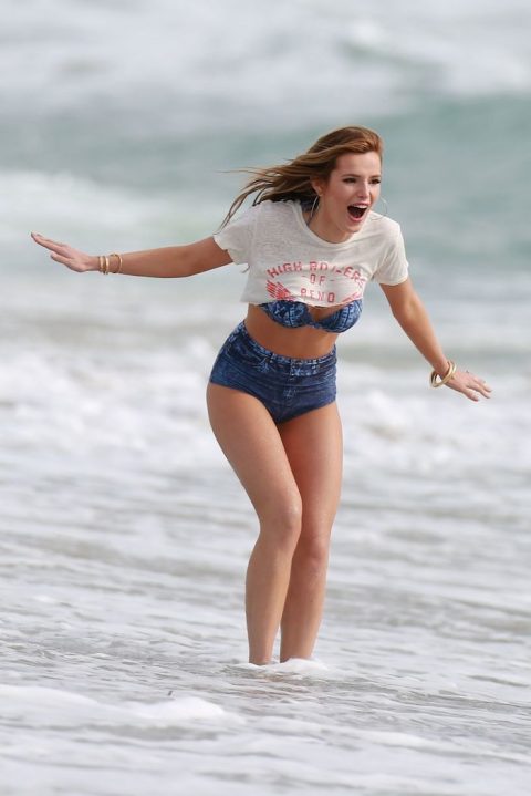 Bella Thorne hot babe