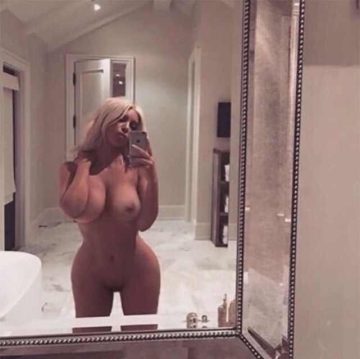 Kim Kardashian poses completely NAKED (uncensord photo)