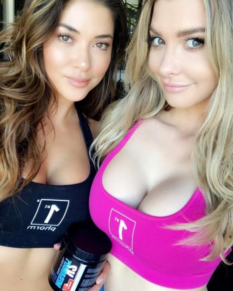 Arianny Celeste-with-girlfriend