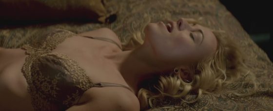 yvonne-strahovski-nude-scene-9